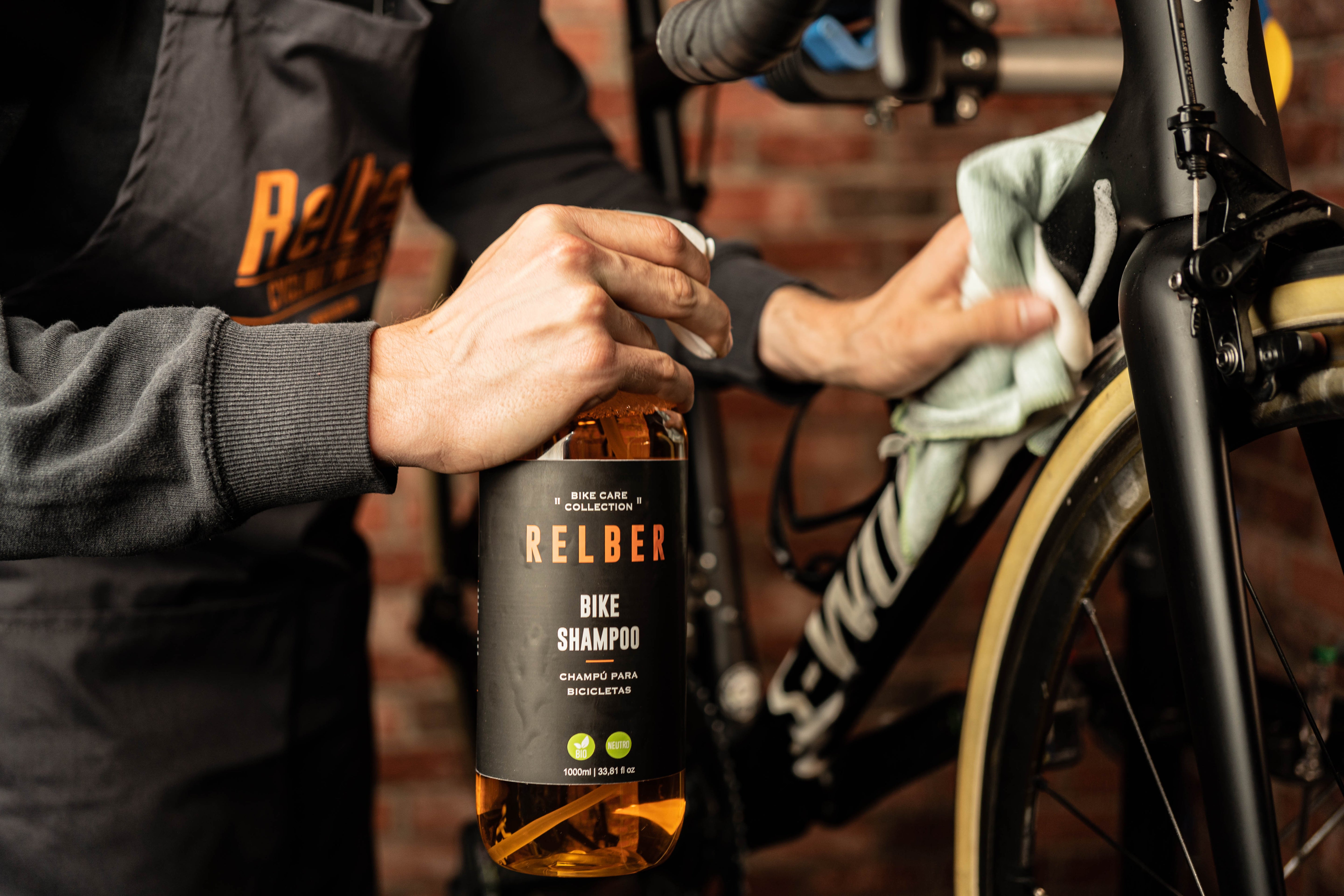 Bicycle shampoo