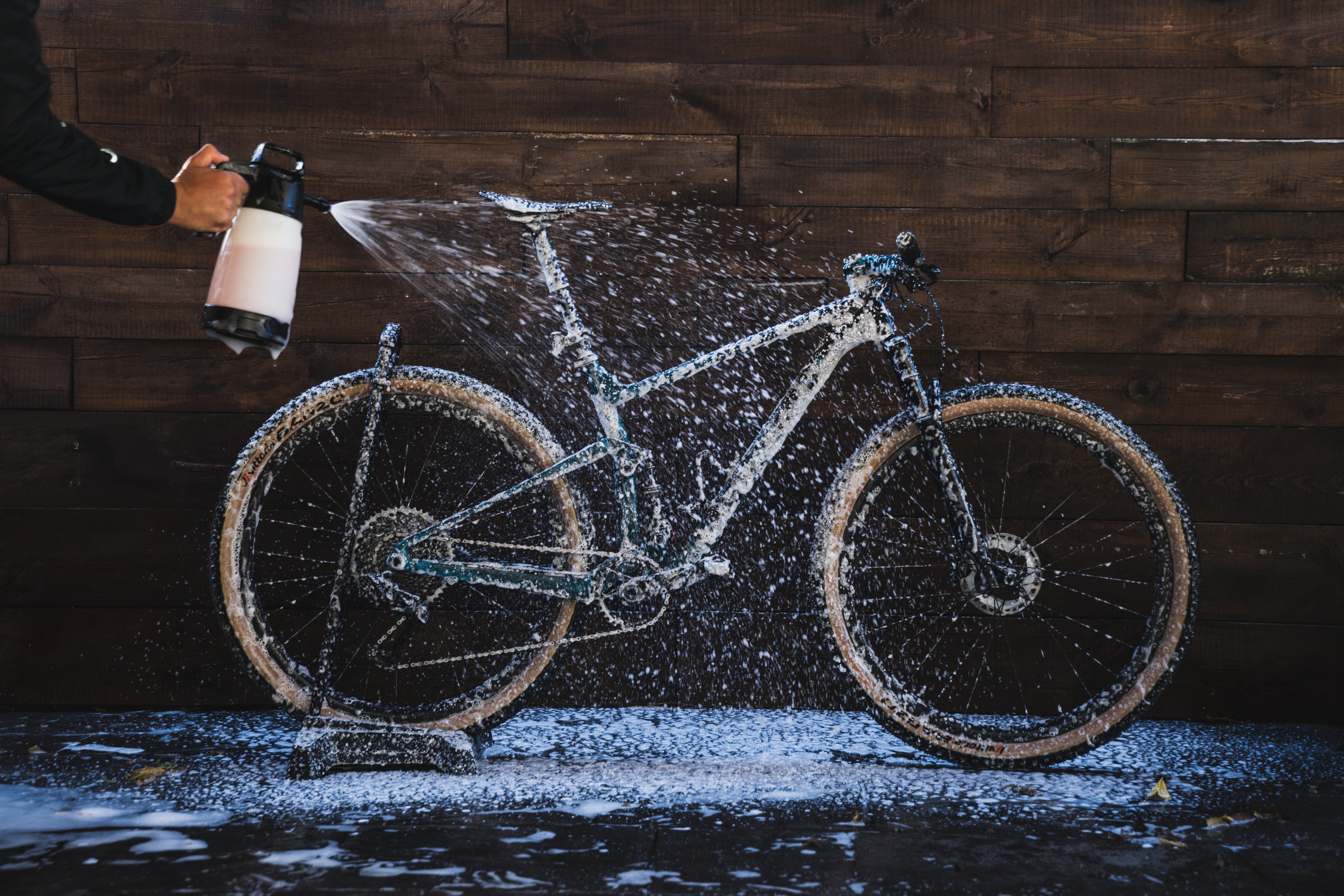 Mantenimiento de tu bicicleta con productos Relber