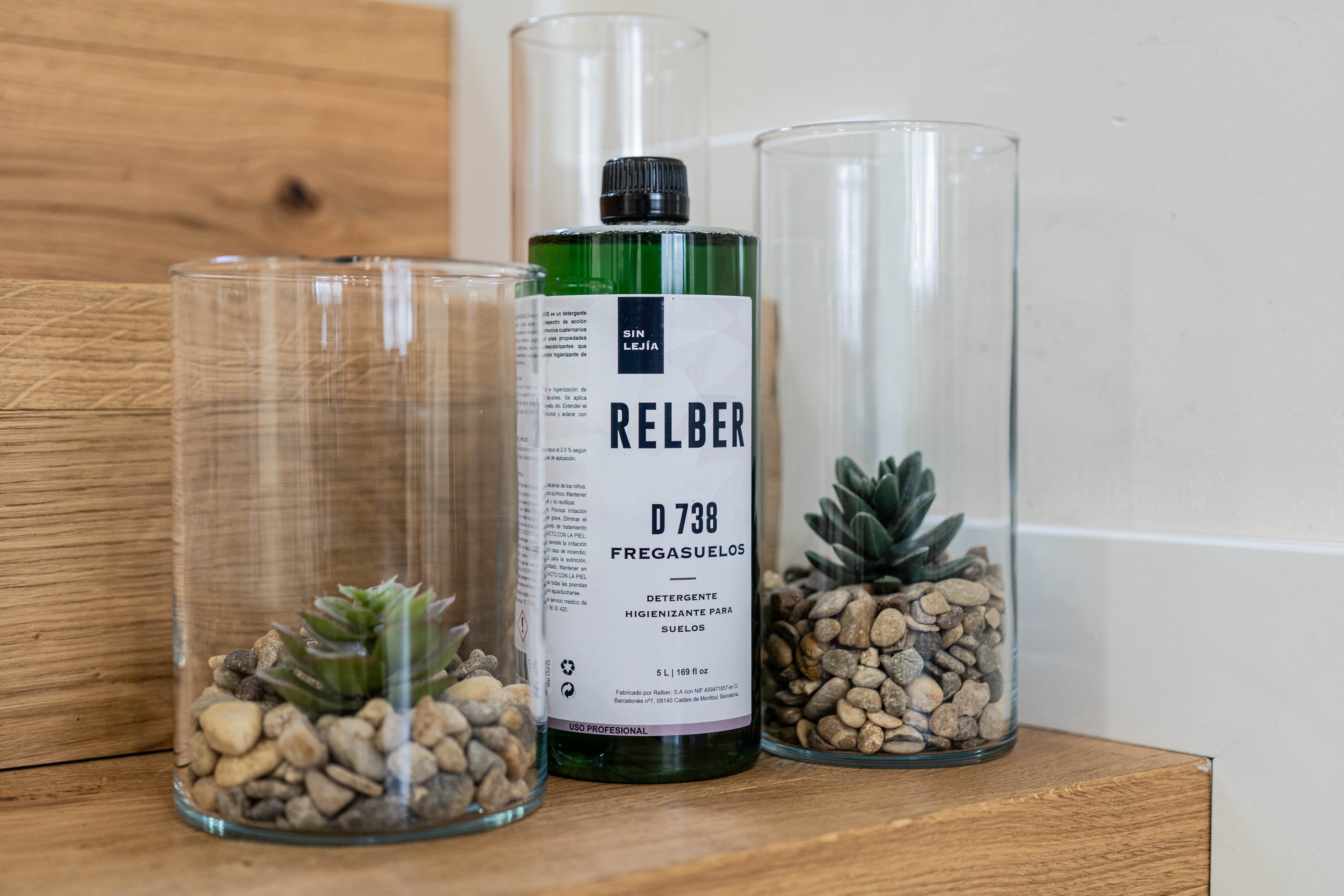 LIMPIEZA INDUSTRIAL/DOMÉSTICA