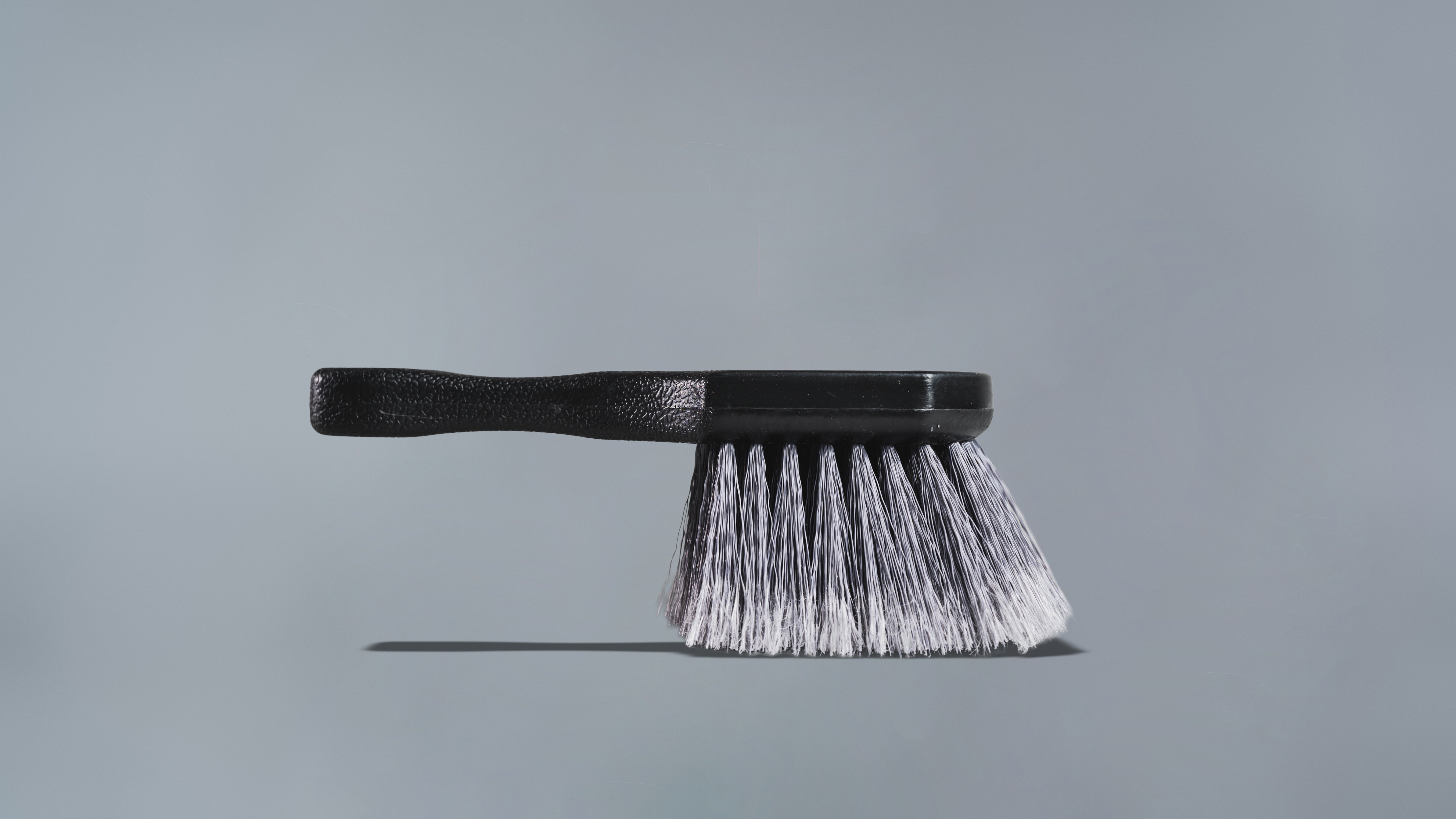 Transmission brush