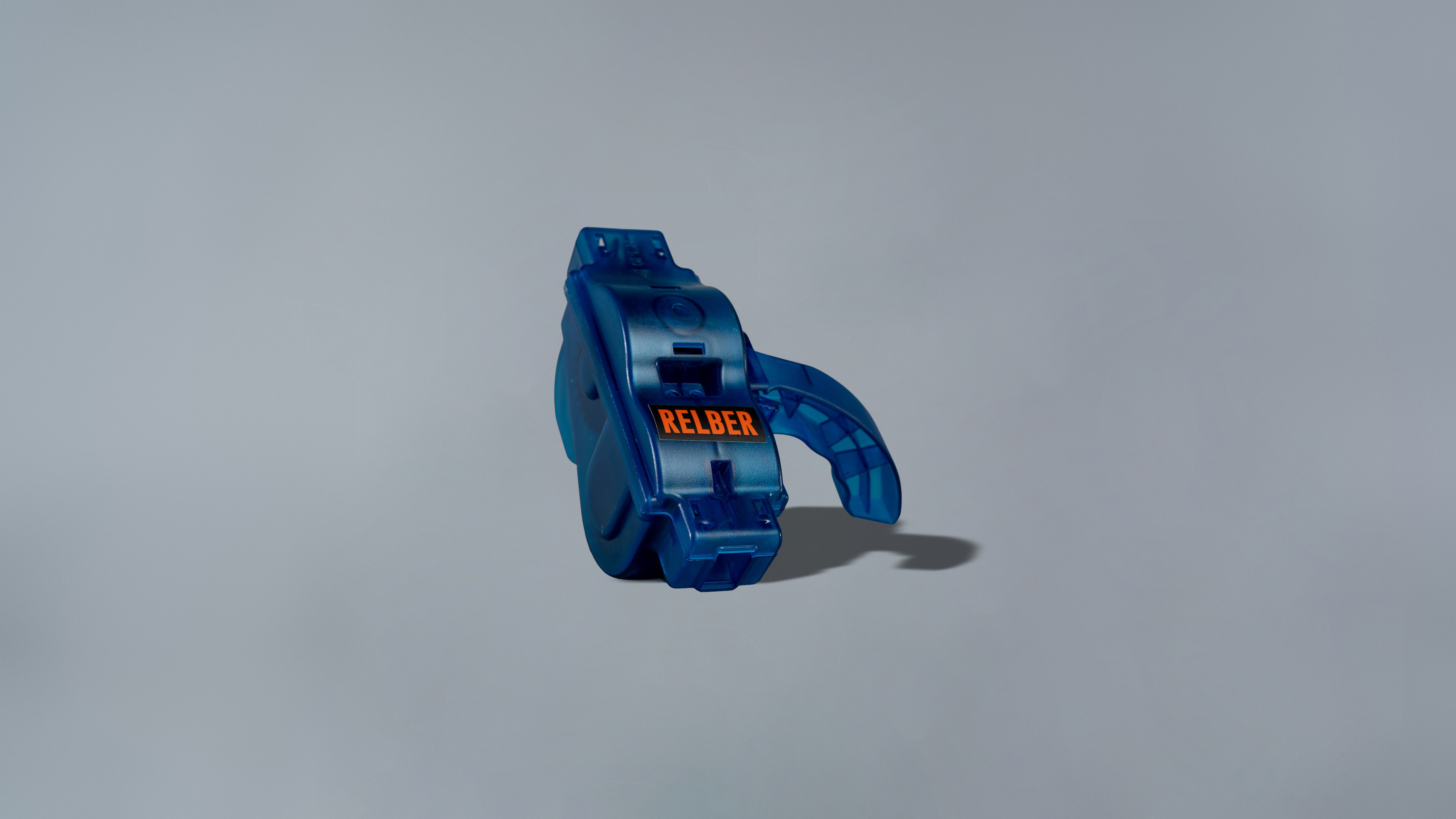 Chain cleaning machine